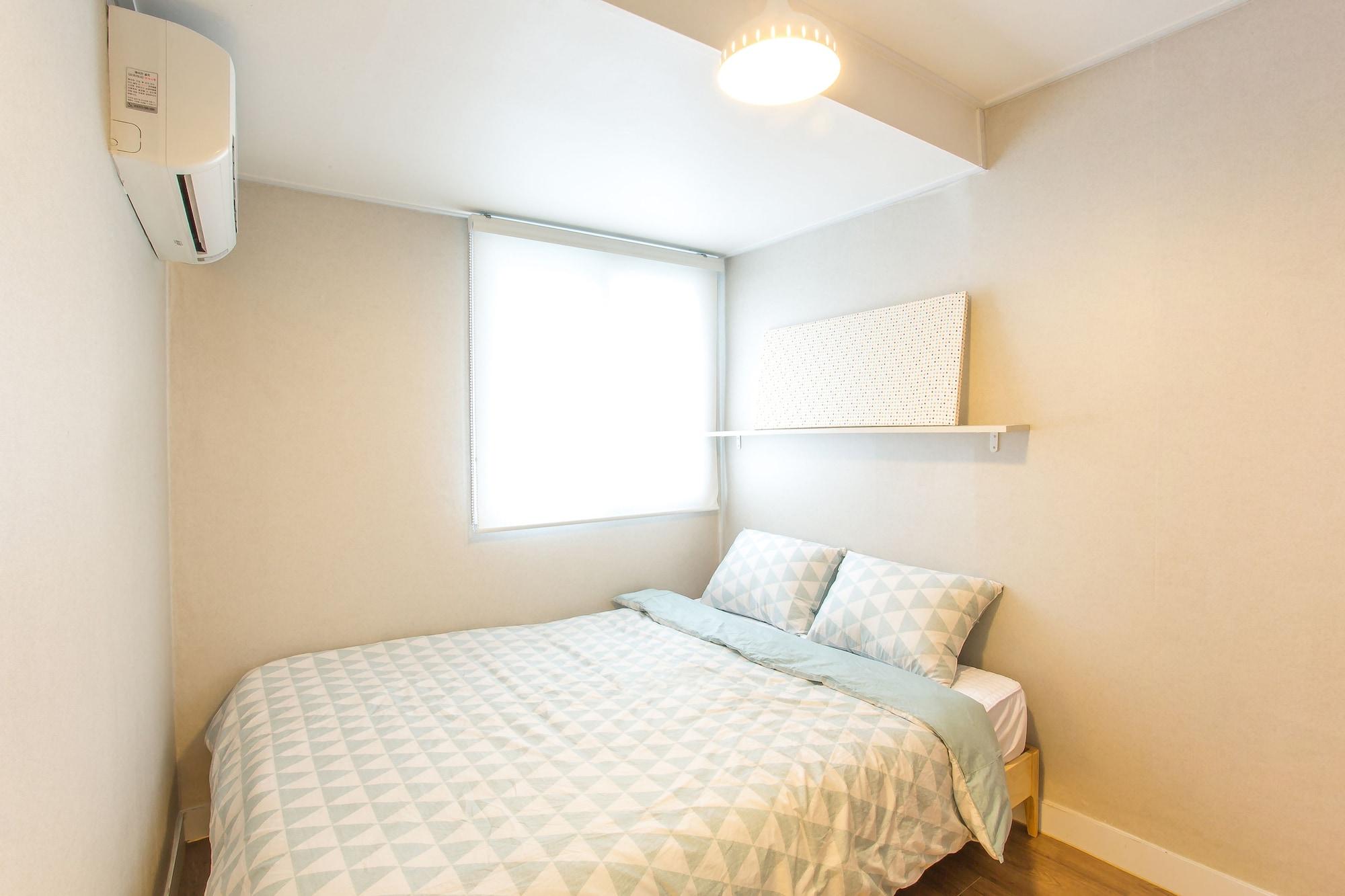 Hostel Vanilla 2 Dongdaemun Seoul Bagian luar foto