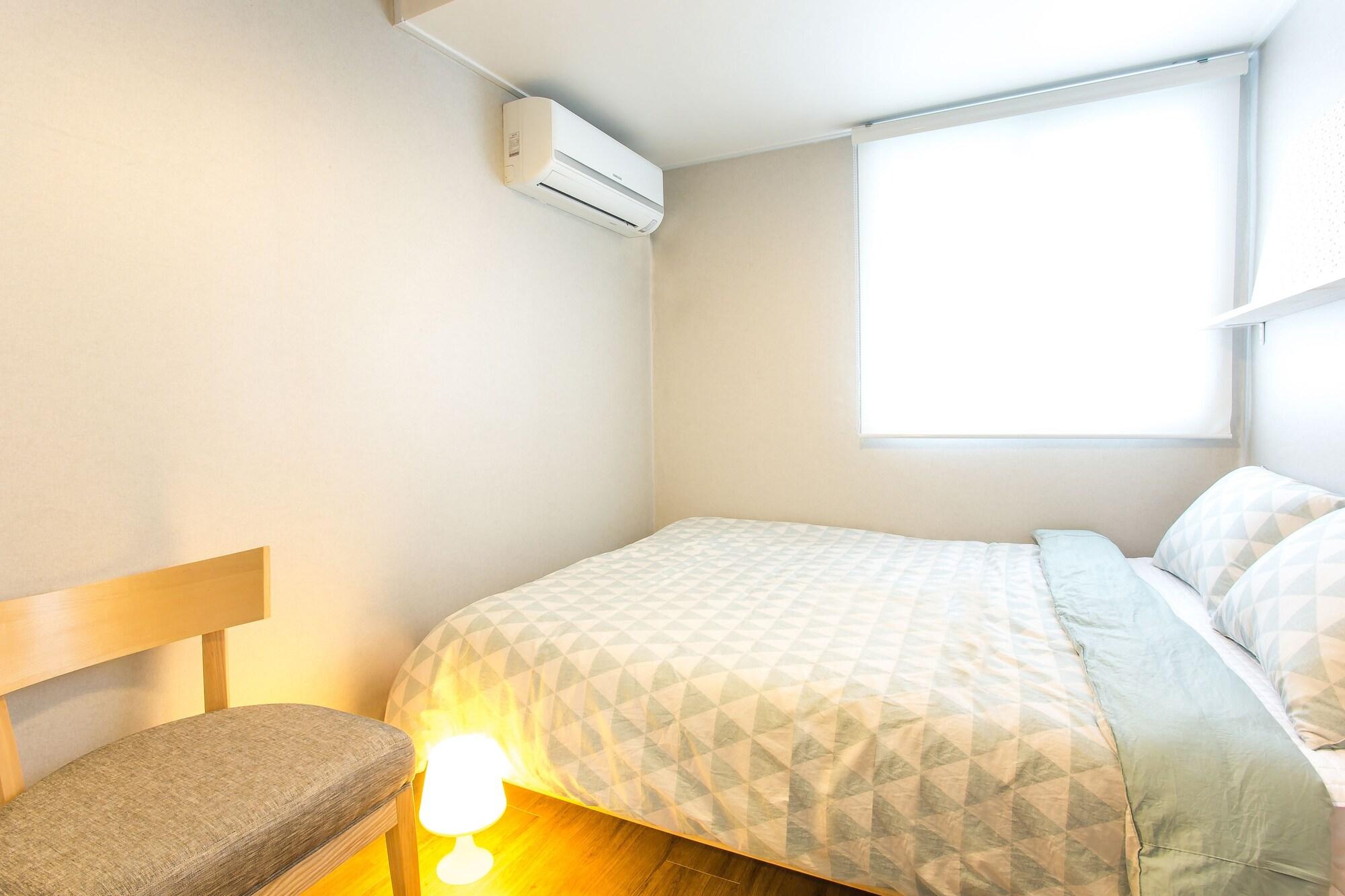 Hostel Vanilla 2 Dongdaemun Seoul Bagian luar foto