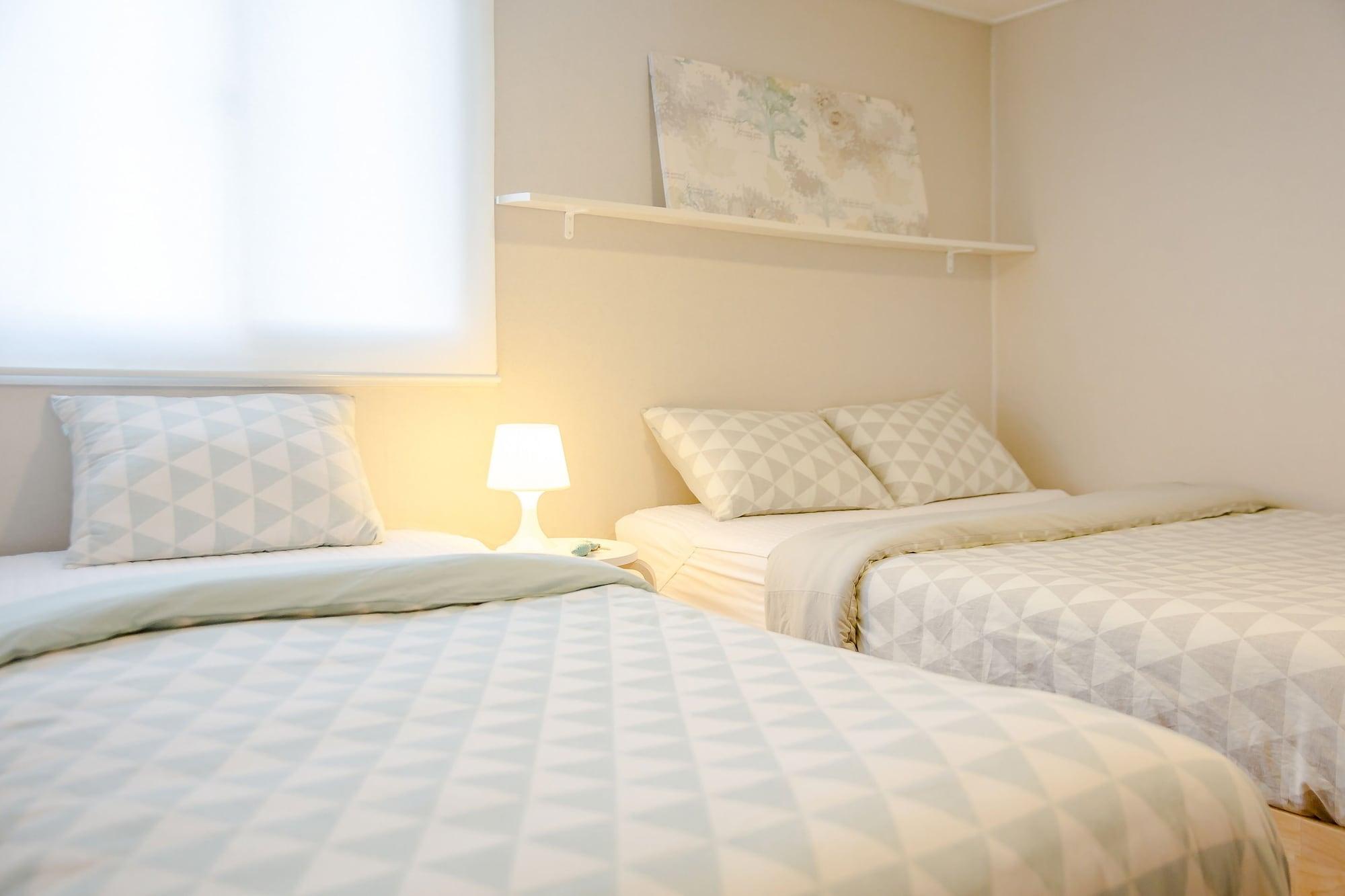Hostel Vanilla 2 Dongdaemun Seoul Bagian luar foto