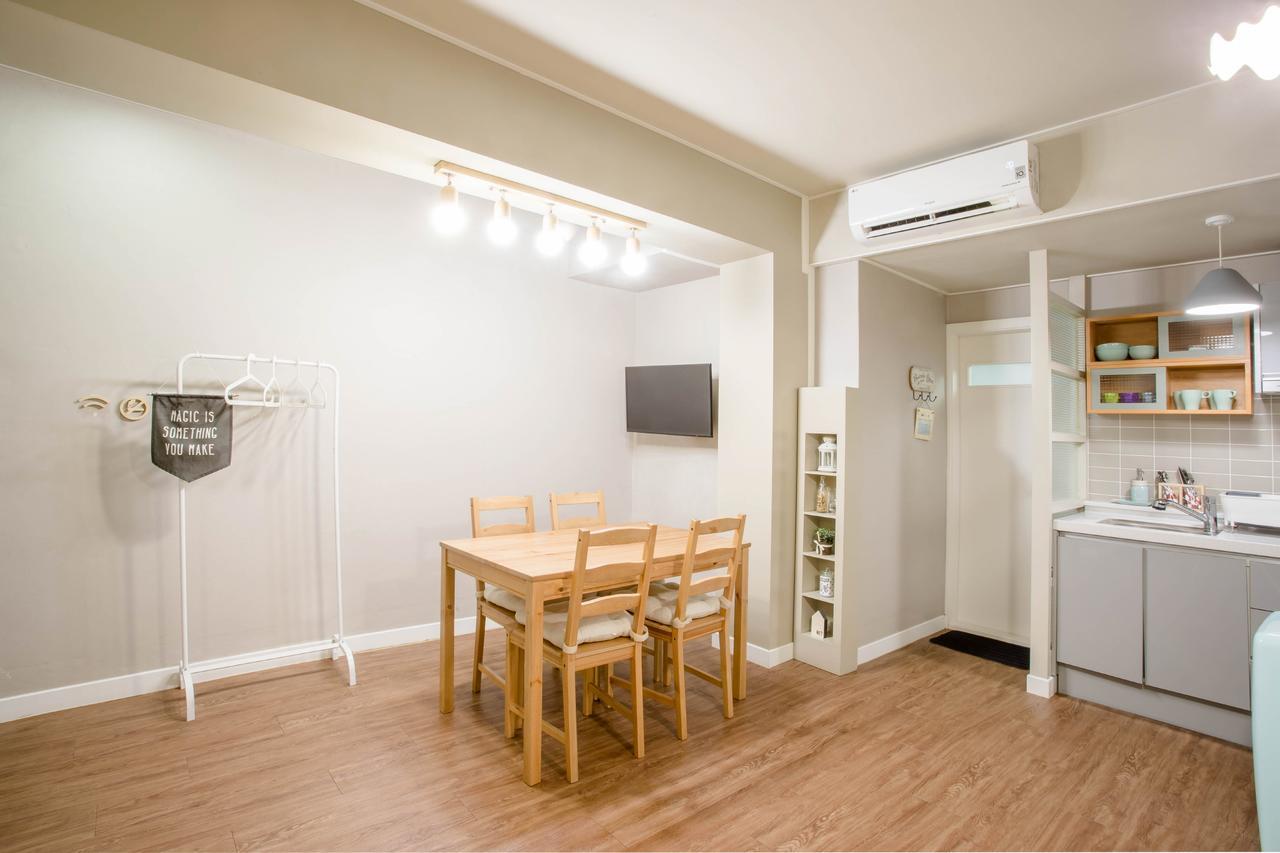 Hostel Vanilla 2 Dongdaemun Seoul Bagian luar foto