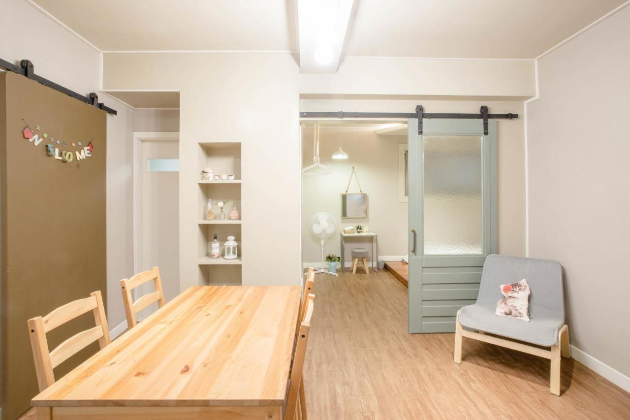 Hostel Vanilla 2 Dongdaemun Seoul Bagian luar foto